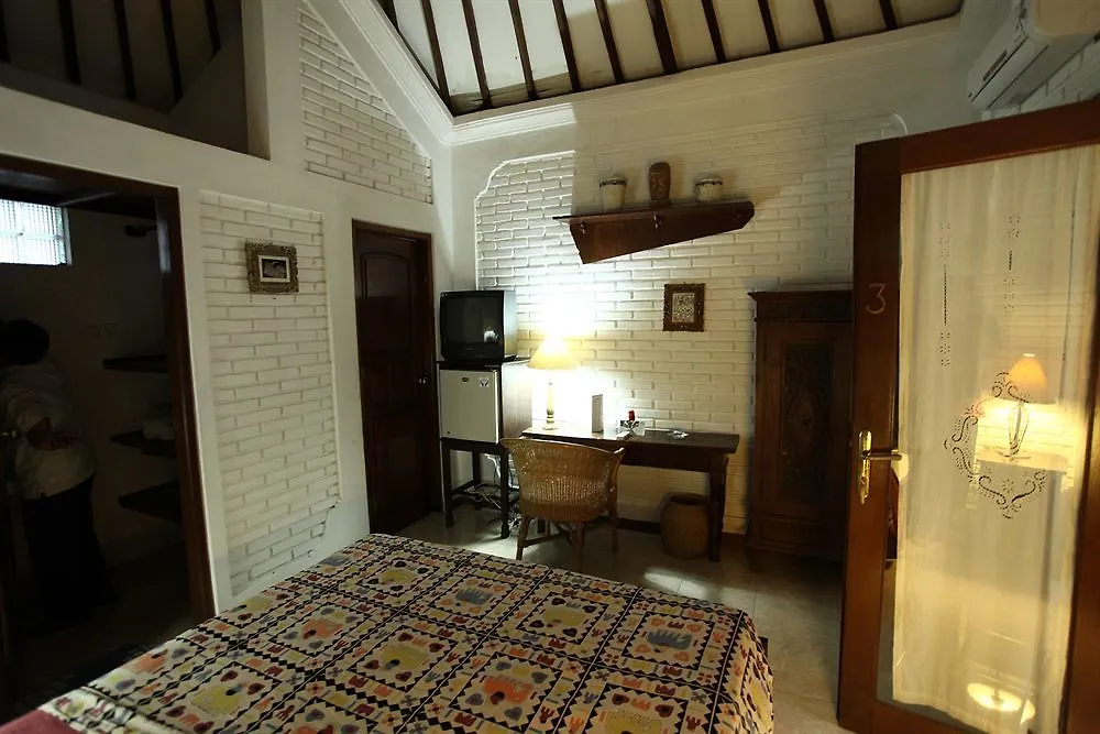 Hotel Puri Puri Kecil Seminyak