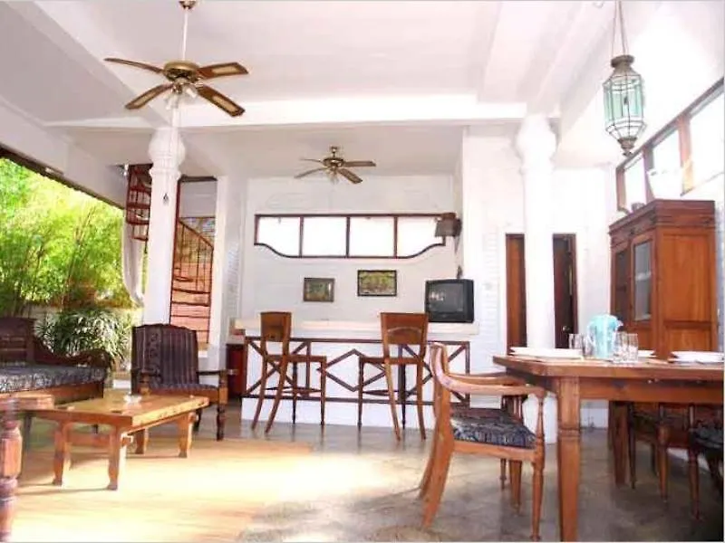 Puri Puri Kecil Hotel Seminyak  2*, Seminyak (Bali)