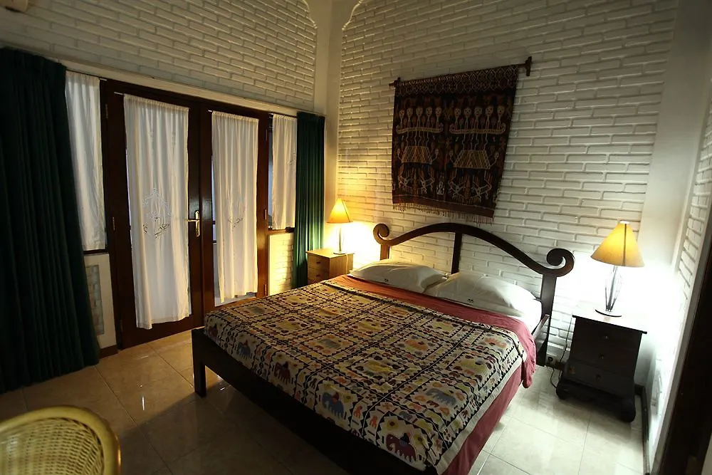Puri Puri Kecil Hotel Seminyak  2*, Seminyak (Bali) Indonesia