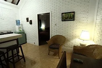 Puri Puri Kecil Hotel Seminyak  2*, Seminyak (Bali)